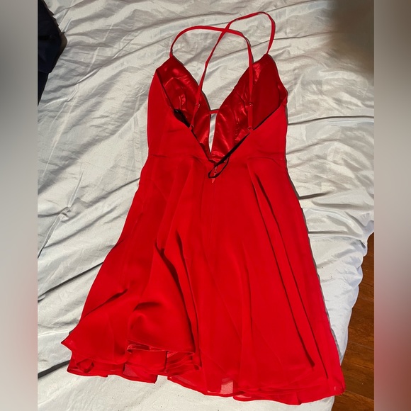 Cross back GGT dress| size 0 - Picture 2 of 5